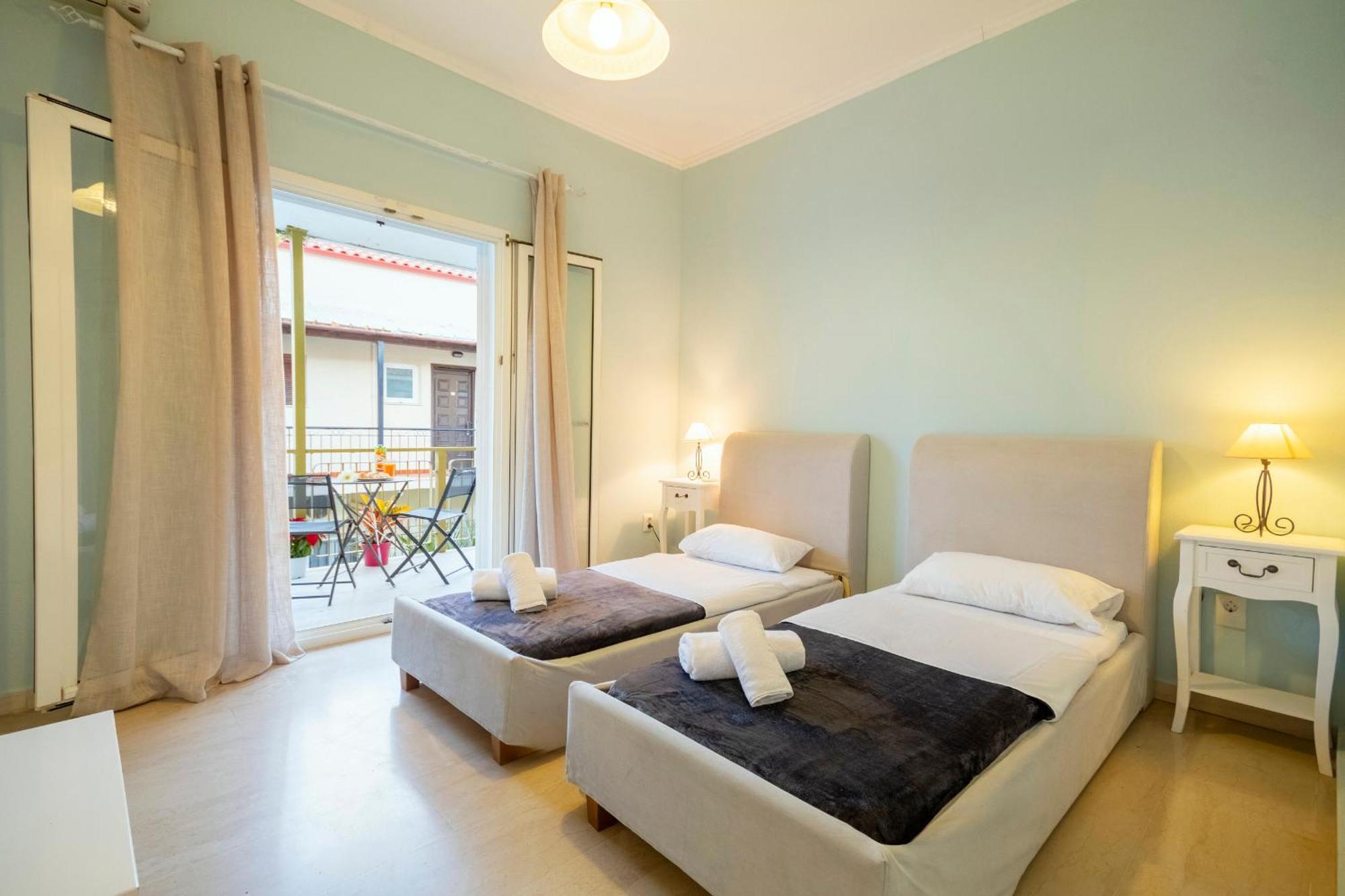Mgi Apartments Ипсос Экстерьер фото