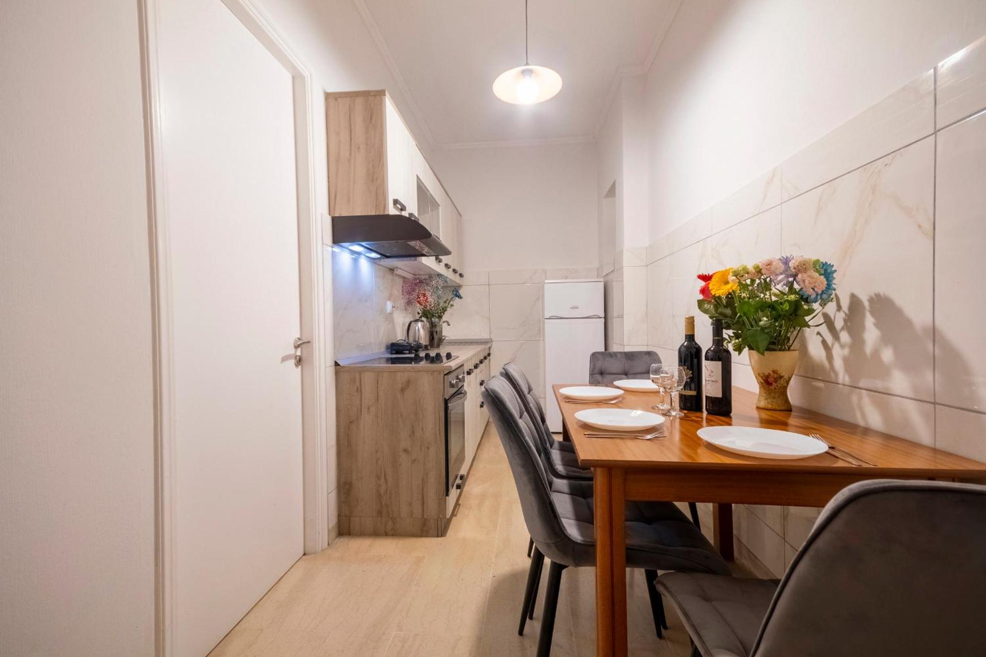 Mgi Apartments Ипсос Экстерьер фото